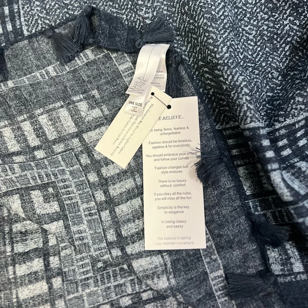 Marla Wynne Lightweight Large Scarf Wrap Tassels Blue-gray New